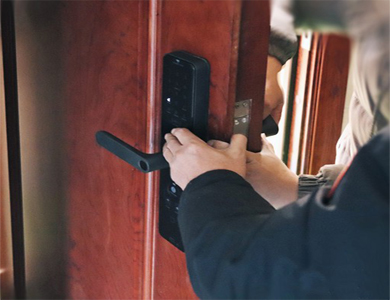 大通24小时上门开锁公司
